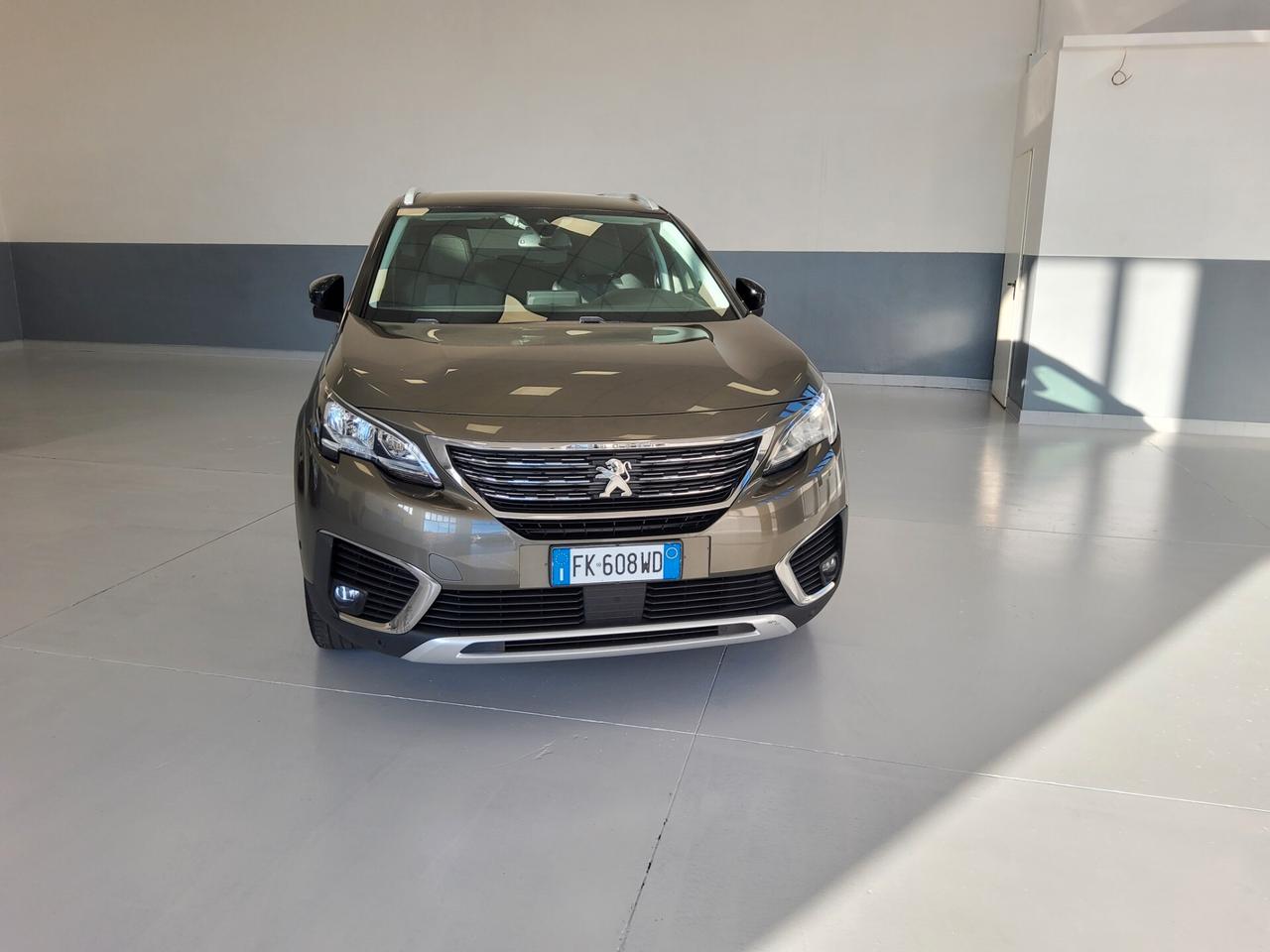 Peugeot 5008 BlueHDi 150 S&S Allure