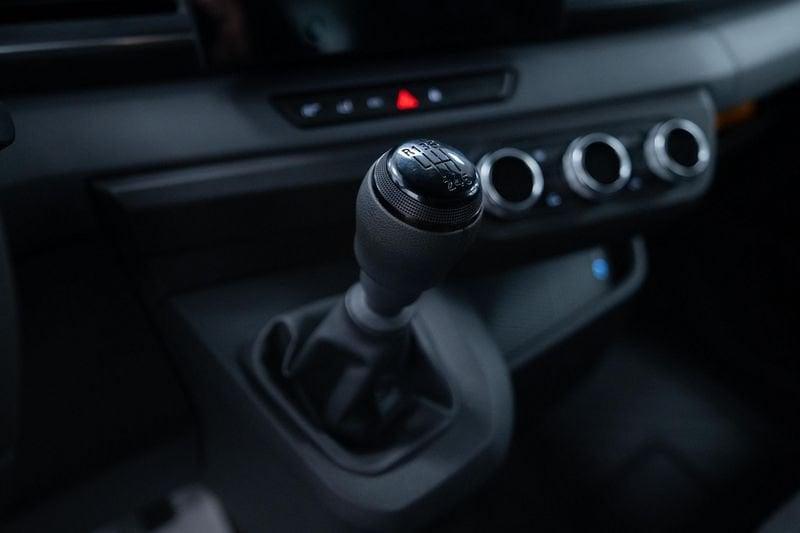 Renault Master MASTER TCS TA L3 T35 RS Blue dCi 150 EVIE BOXATO CON PORTA LATERALE E SPOILE 4225X2200 H2325 CON PED