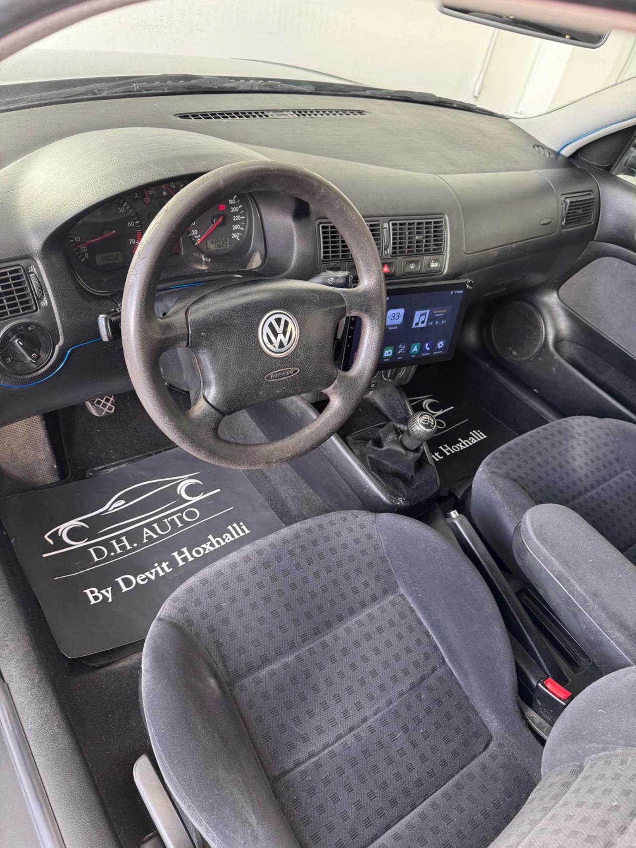 Volkswagen Golf 1.6 cat 5 porte