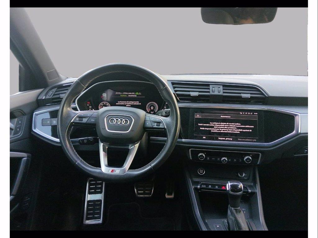 AUDI Q3 sportback 35 2.0 tdi identity black s-tronic del 2023