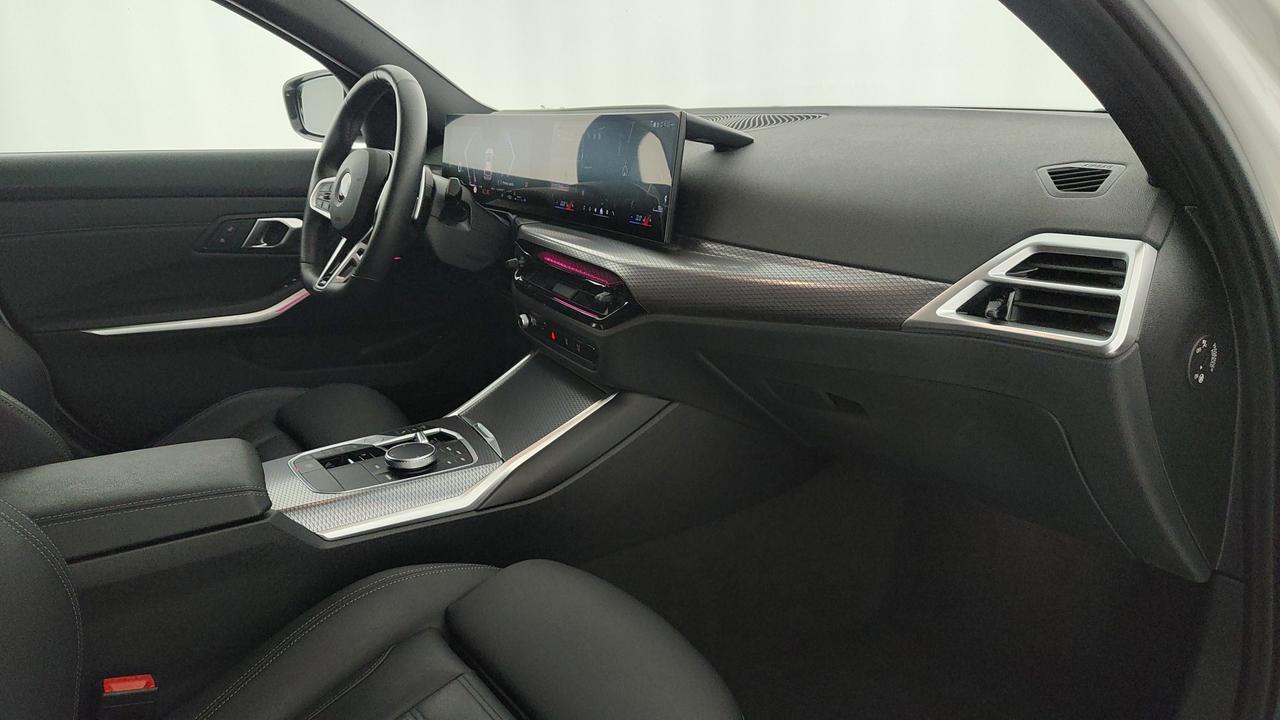 BMW Serie 3 G21 2022 Touring - 320d Touring mhev 48V xdrive MSport Pro auto