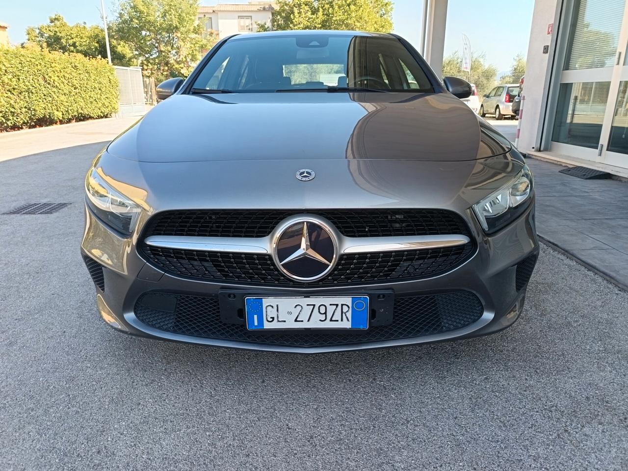 Mercedes-benz A 200 d Automatic Premium