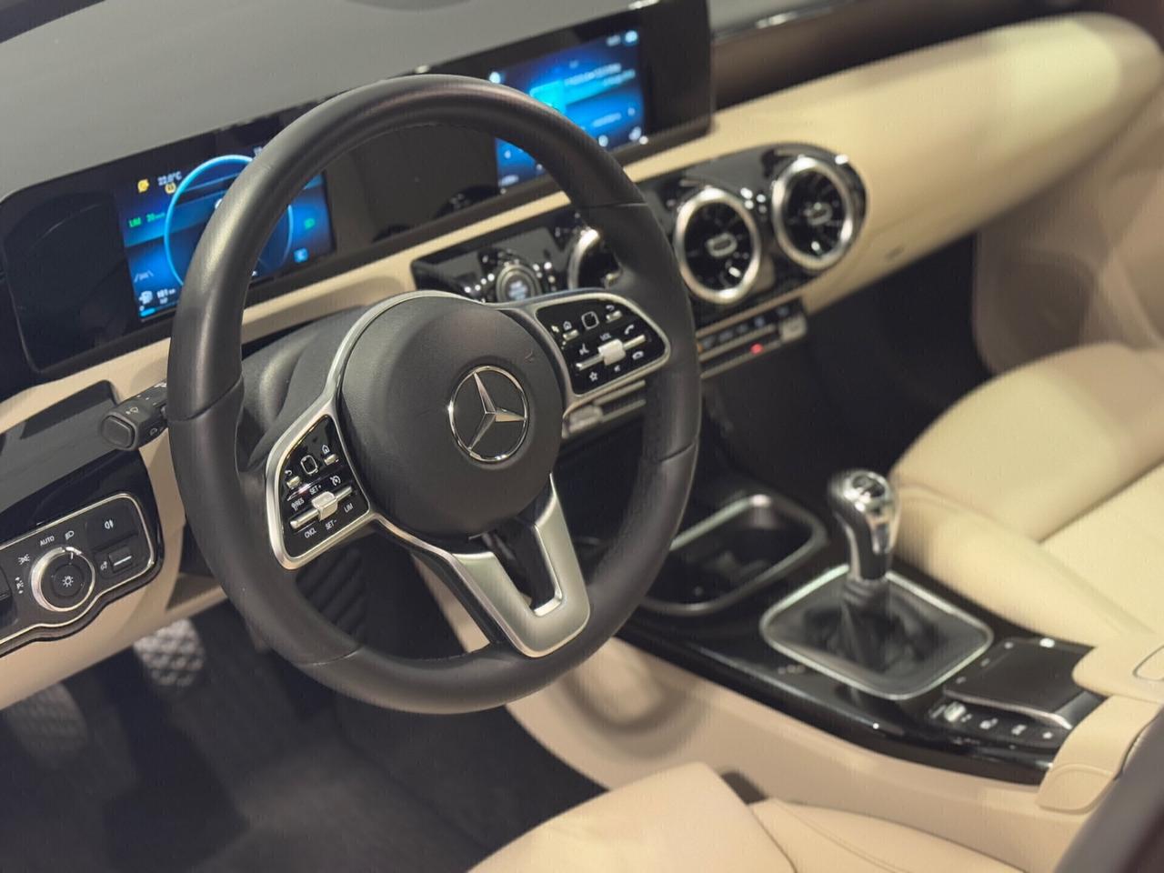 Mercedes-benz A 180 Sport AMG LINE