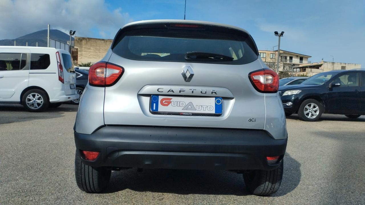 Renault Captur dCi 8V 90 CV EDC Start&Stop Energy Iconic