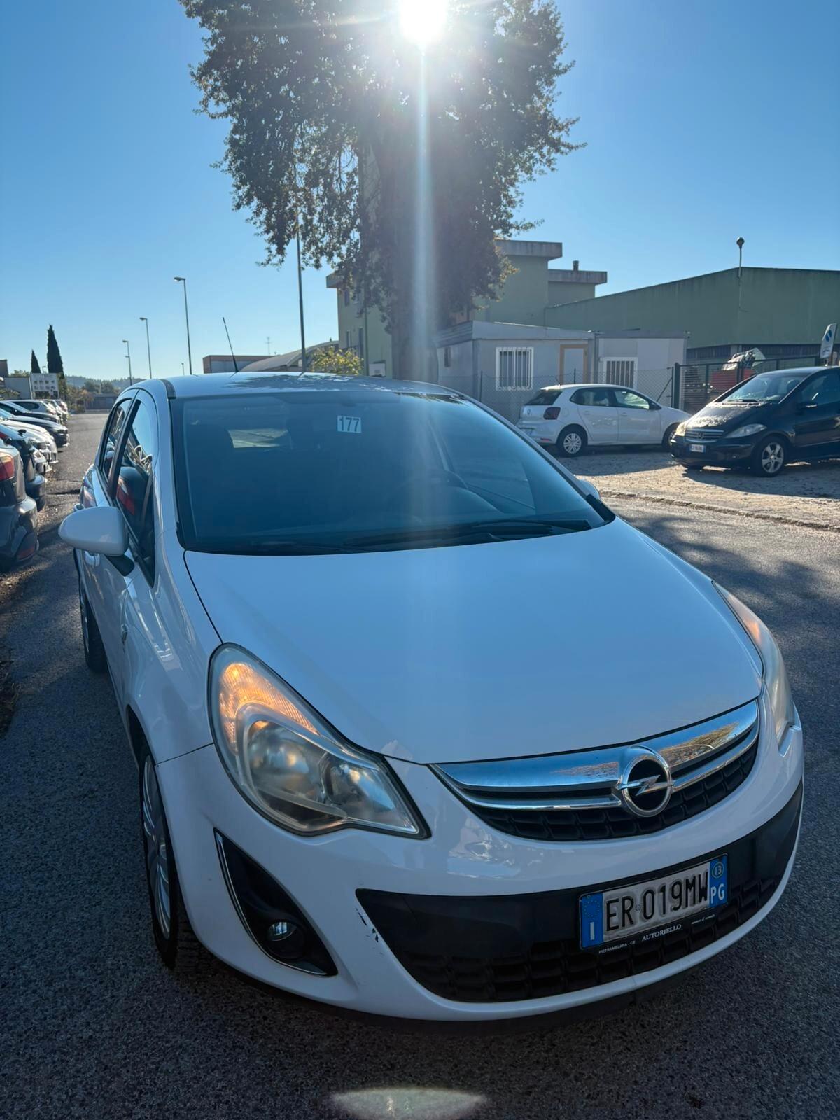 Opel Corsa 1.2 85CV 5 porte GPL-TECH Edition