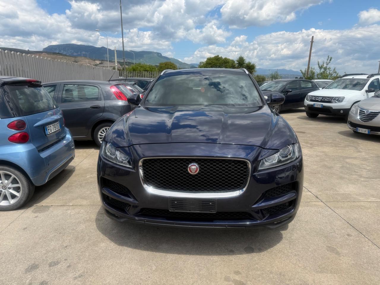 Jaguar F-Pace 2.0 D 180 CV AWD Portfolio