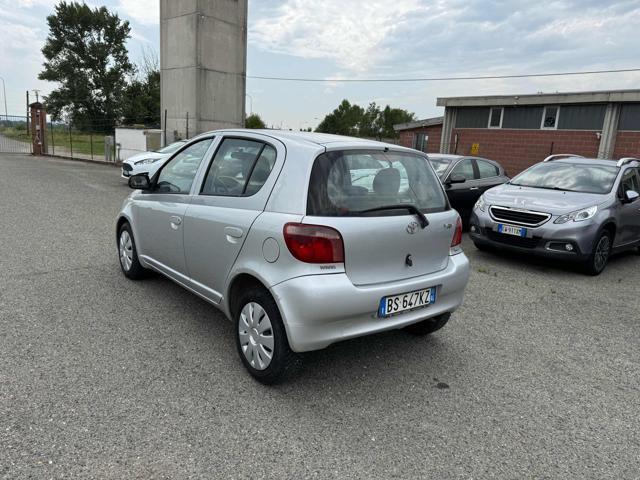 TOYOTA Yaris 1.0i 16V cat 5 porte