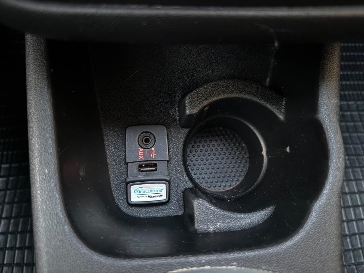 Fiat Punto LOUNGE/1.3 MJT 75 CV/SOLO 129000 KM