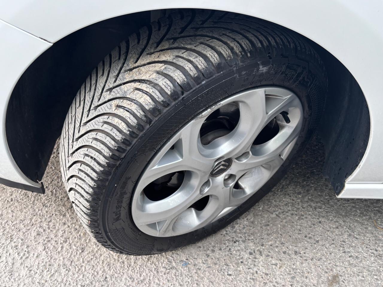 Citroen C3 1.6 hdi 75cv Exclusive OK NEOPATENTATI