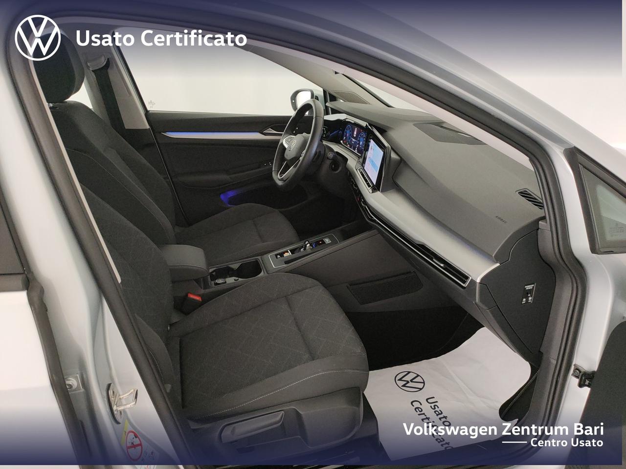 Volkswagen Golf 1.0 etsi evo life 110cv dsg
