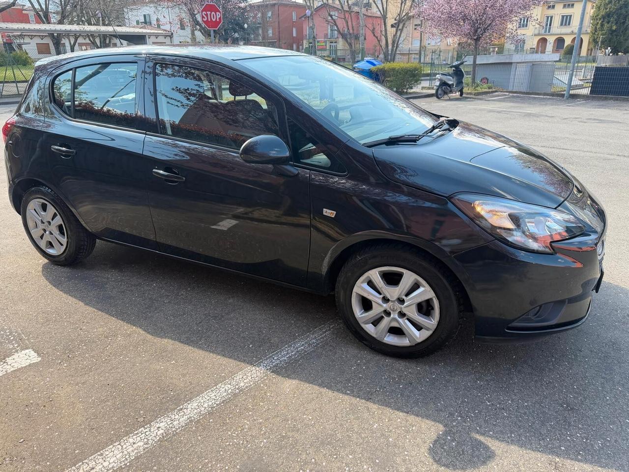 Opel Corsa 1.2 5P. Benzina
