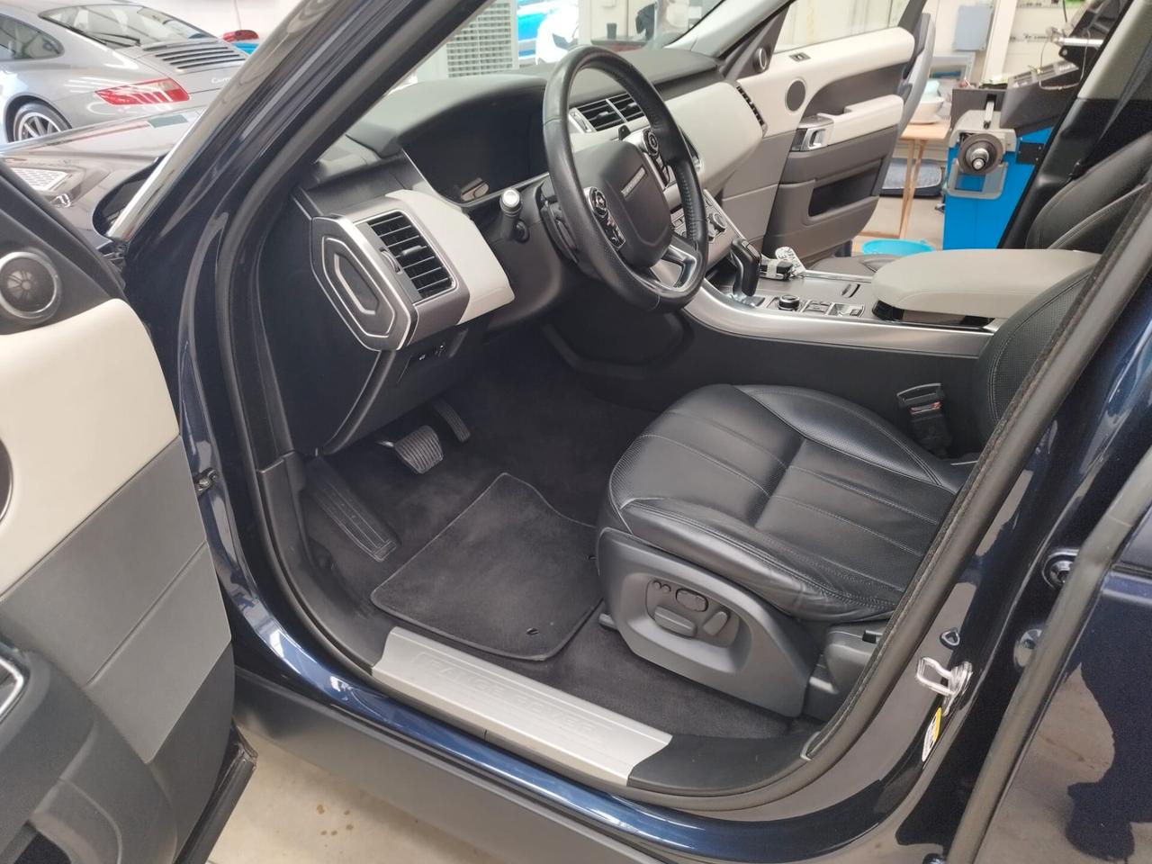 Land Rover Range Sport 3.0 TDV6 HSE Dynamic