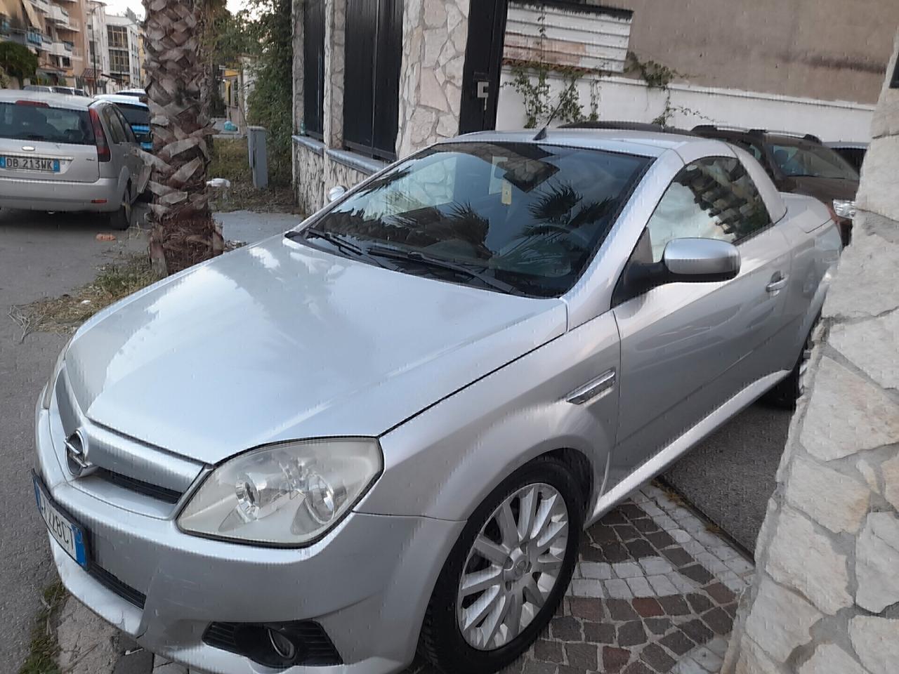 Opel Tigra TwinTop 1.4 16V Enjoy