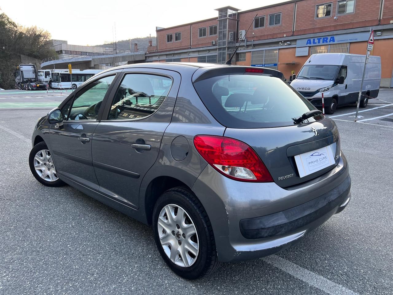 Peugeot 207 1.4 8V 75CV 5p. PERFETTA X NEOPATENTATI