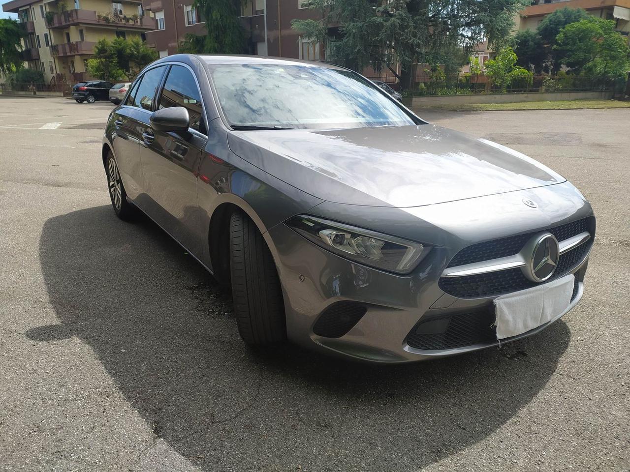 Mercedes-Benz A 180 Business