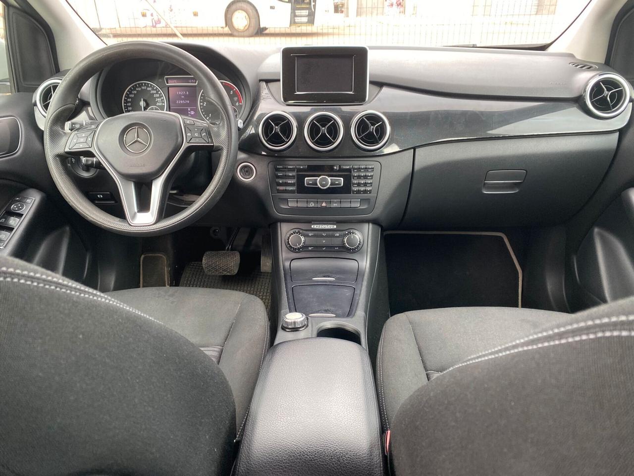 Mercedes-benz B 180 CDI BlueEFFICIENCY Executive