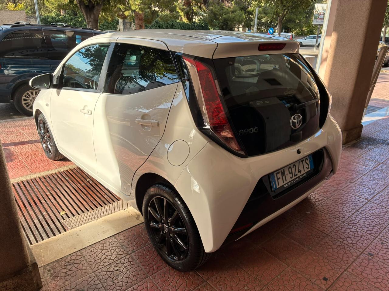 Toyota Aygo 1.0 5p 17.000km pari al nuovo-18