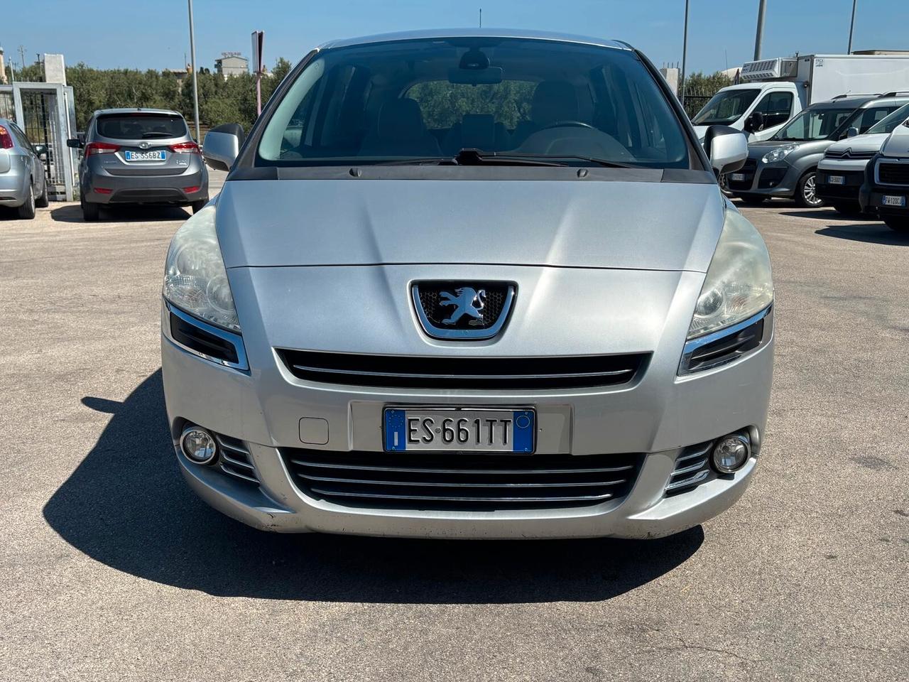Peugeot 5008 1.6 HDi 115CV Business
