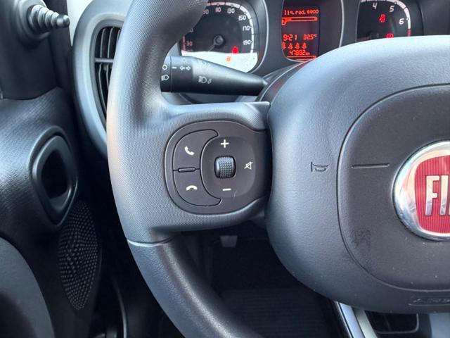 FIAT Panda 1.0 HYBRID CITY LIFE+CLIMATRONIC+SCHERMO+5POSTI