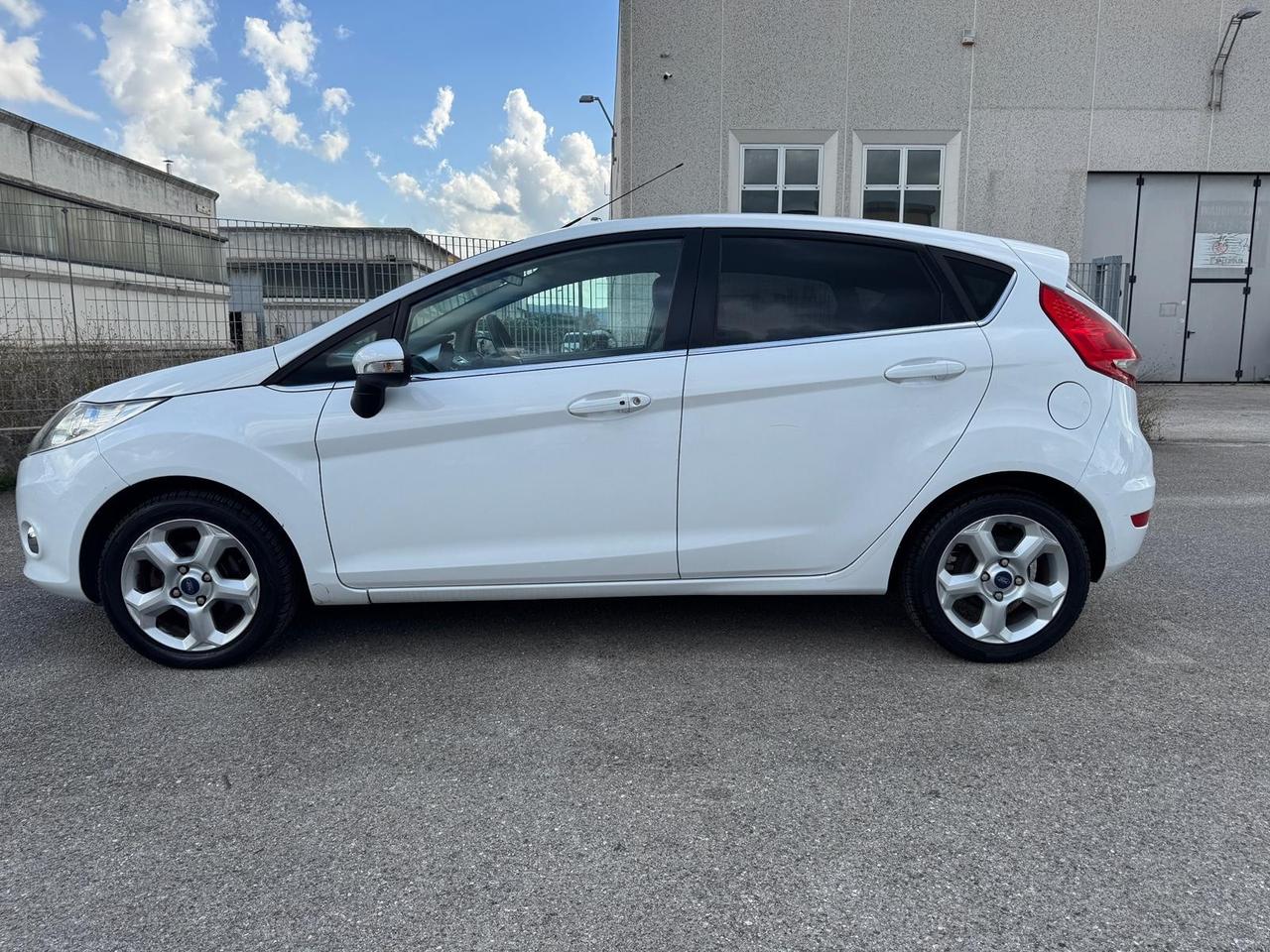 Ford Fiesta 1.2 60CV