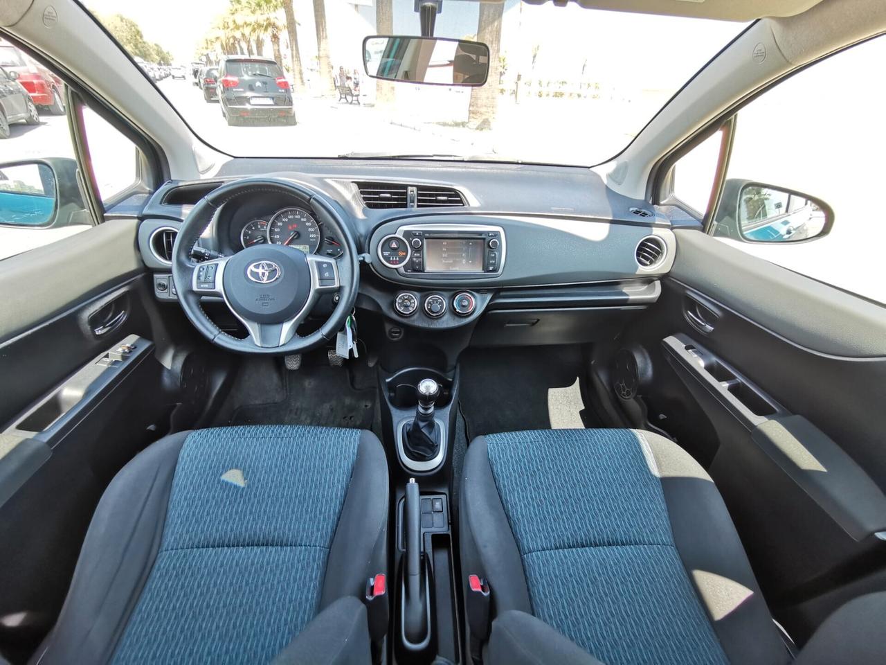 Toyota Yaris 1.4 D-4D 5 porte Lounge 2012