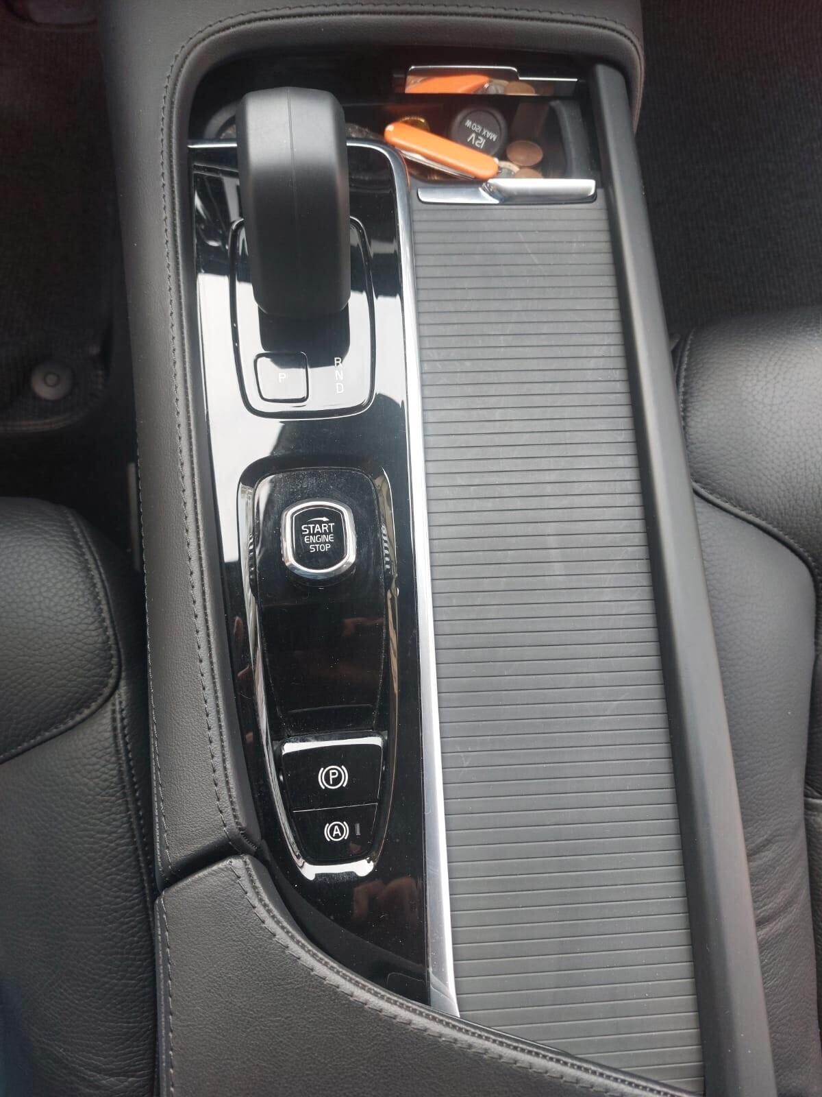 Volvo V90 Cross Country B4 (d) AWD Business Plus Auto