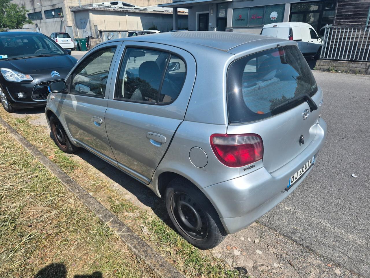 Toyota Yaris 1.3i 16V cat 5 porte UNICO PROPRIETARIO