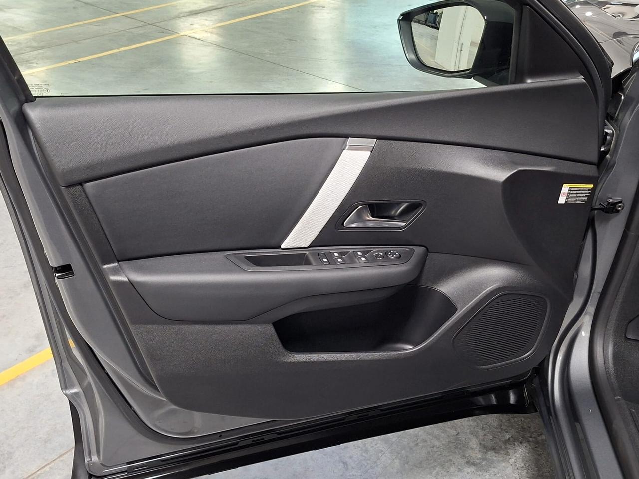 Citroen C4 X 1.2 PureTech 130CV Plus EAT8 Km. 0 MY'25