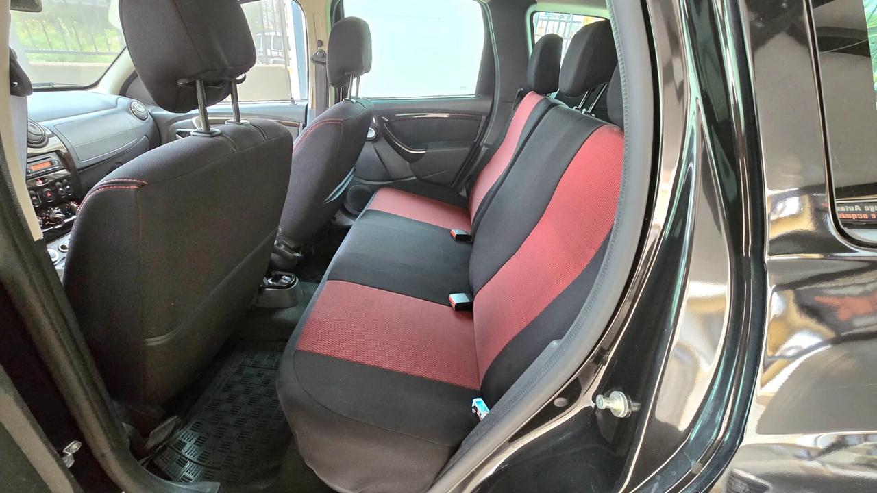 DACIA DUSTER 1.5 dci 110cv LAUREATE 4x4