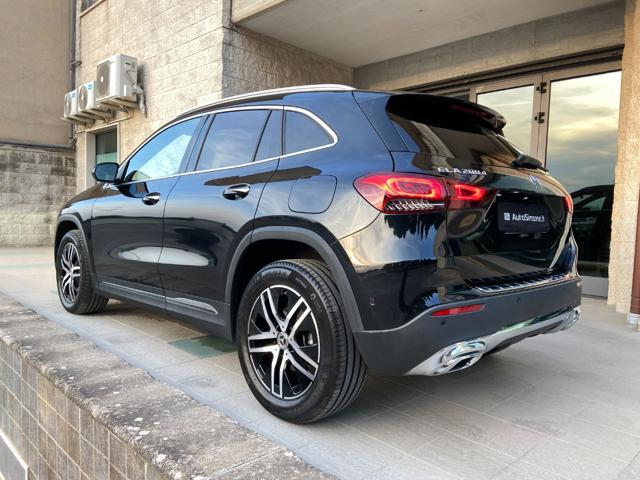 MERCEDES-BENZ GLA 200 d Automatic Sport Plus-LUCI AMBIENTE MULTICOLORE