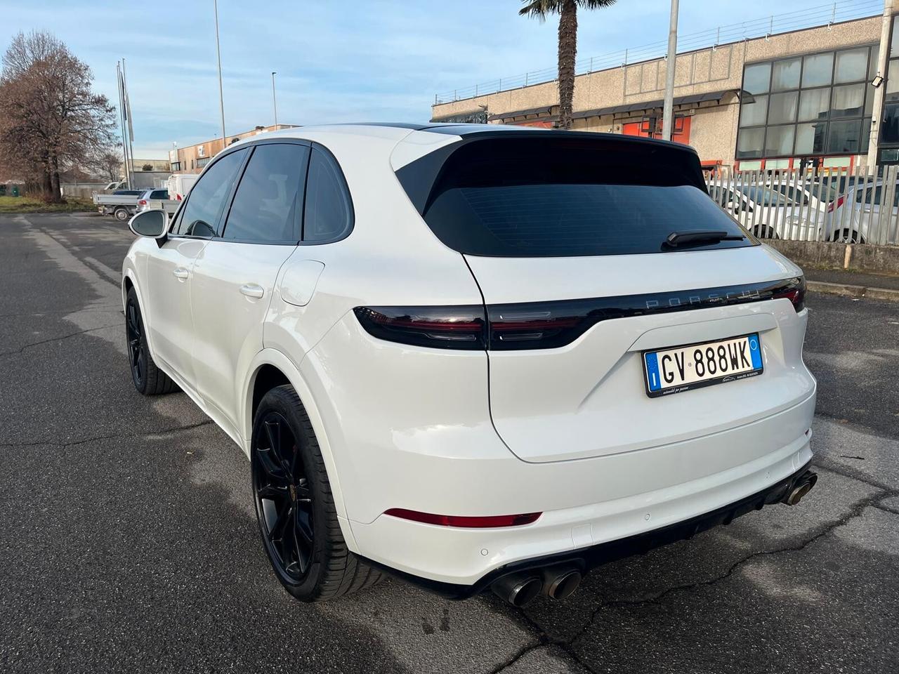 Porsche Cayenne 3.0 V6 E-Hybrid