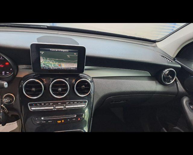 MERCEDES-BENZ GLC 220 d Executive 4matic auto