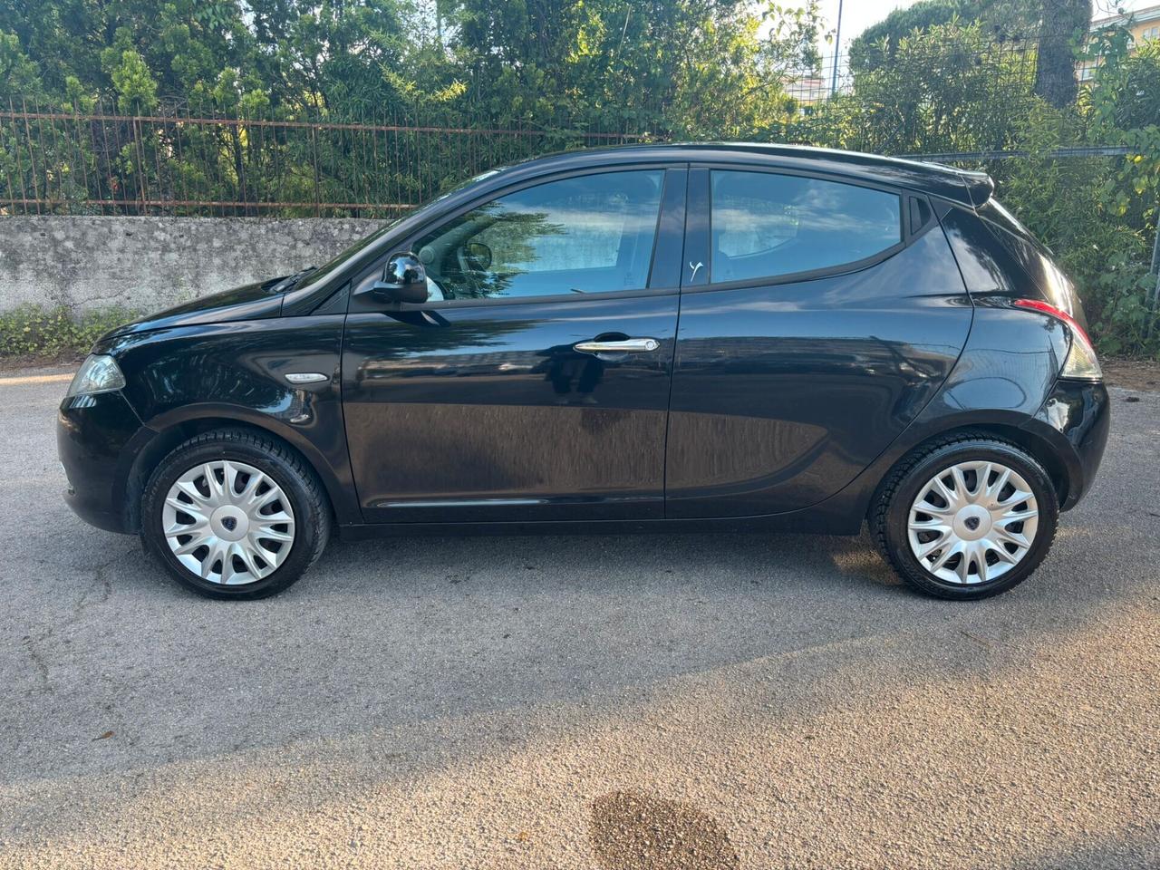 LANCIA YPSILON 1.2 GPL SILVER - 2014