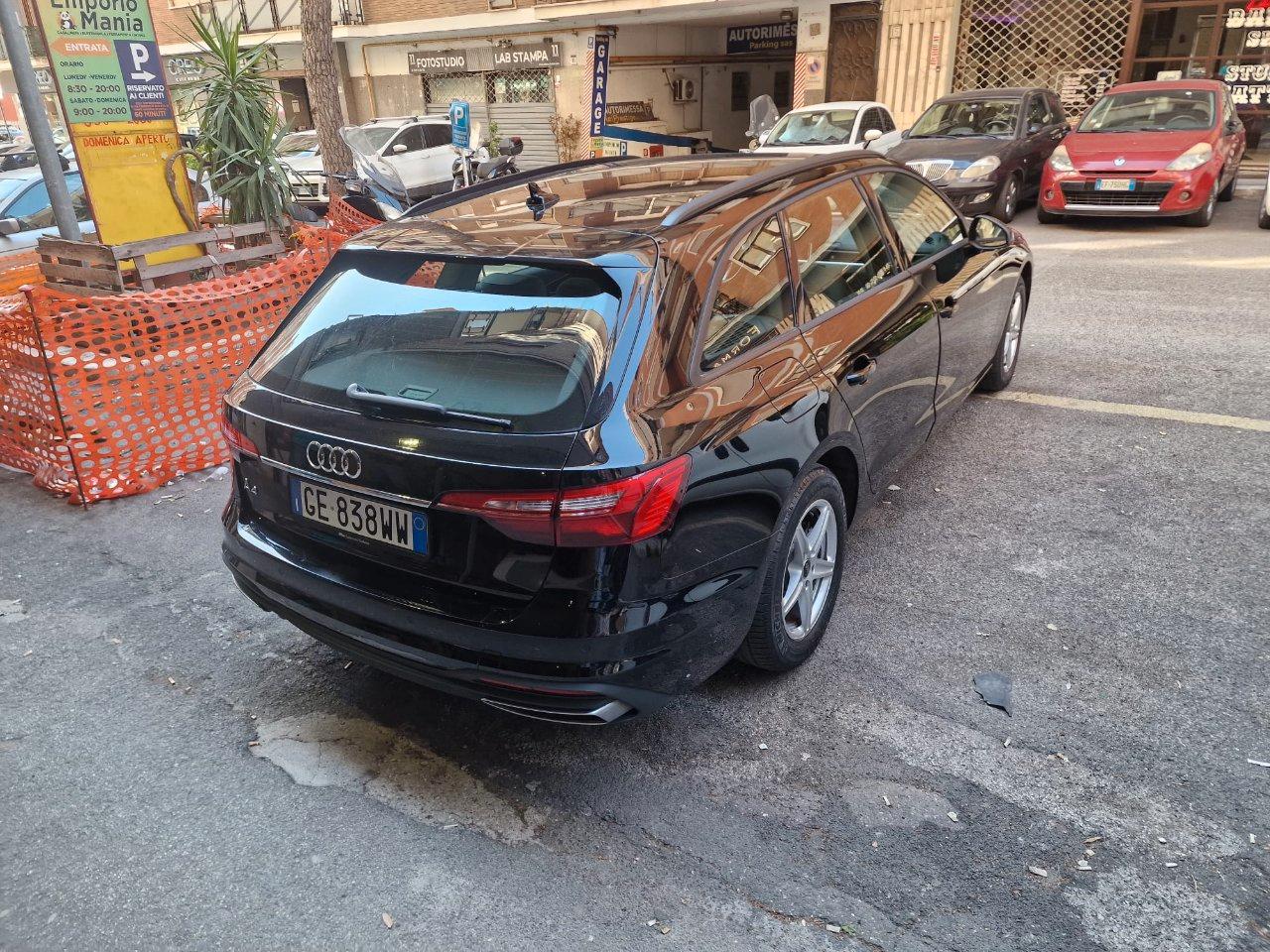 Audi A4 Avant 35 2.0 tdi mhev Business Advanced 163cv s-tronic