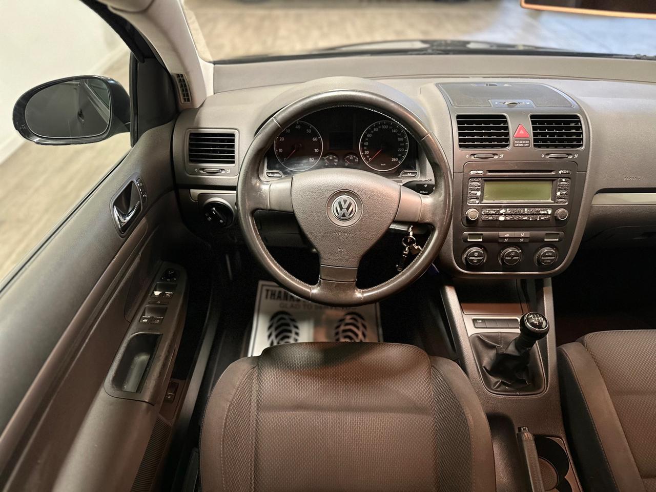 Volkswagen Golf 1.6 16V FSI 5p. Sportline NEOPATENTATI