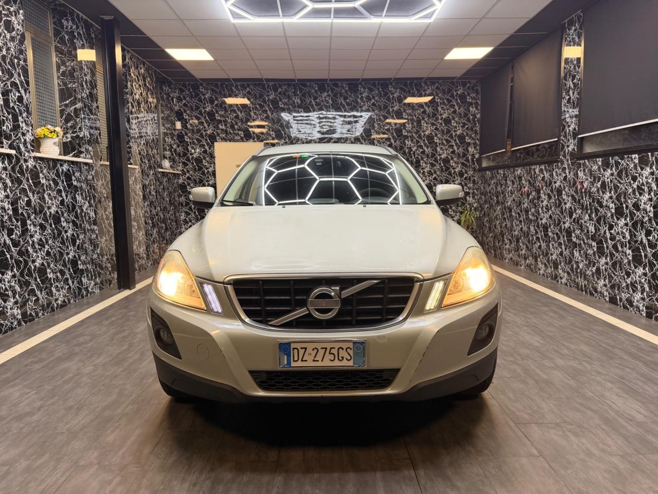 Volvo XC 60 XC60 2.4 D 163 CV AWD Momentum
