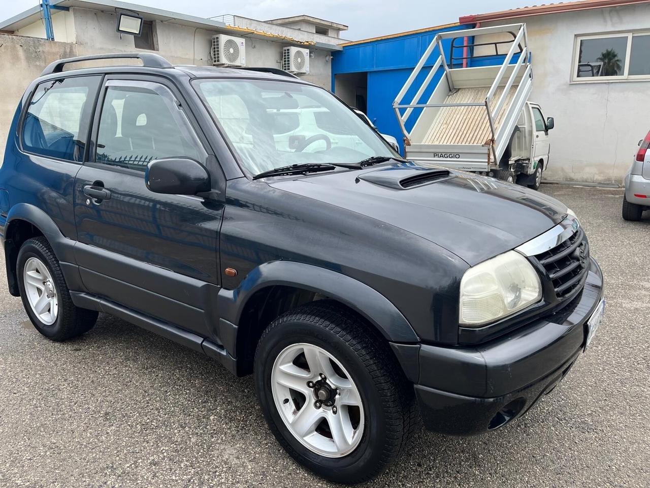 Suzuki grand vitara 3 P-2.0 td-4x4-2003