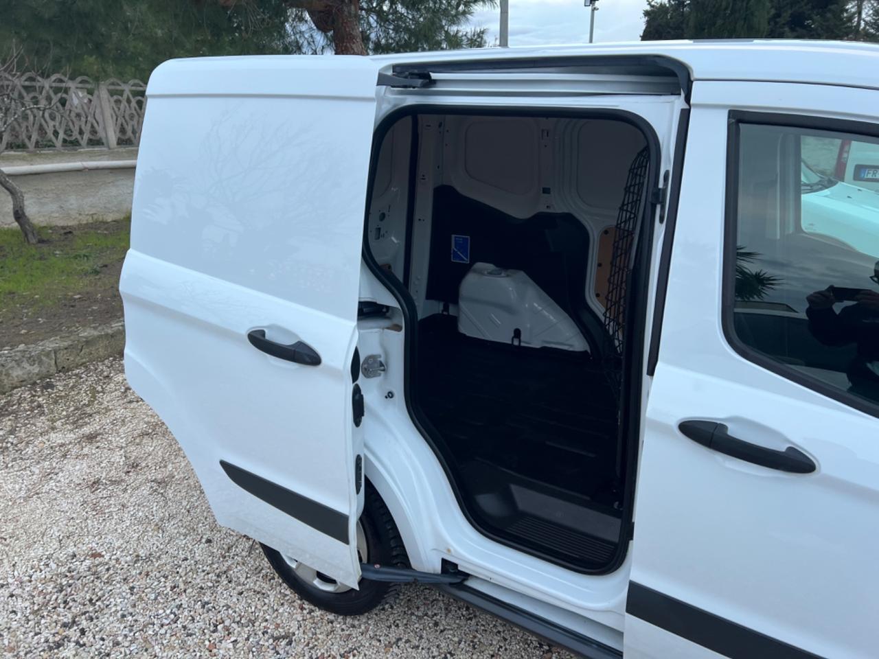 Ford Transit Courier 1.5 diesel 2019