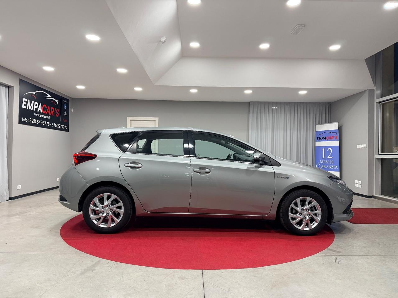 Toyota Auris 1.8 Hybrid Lounge