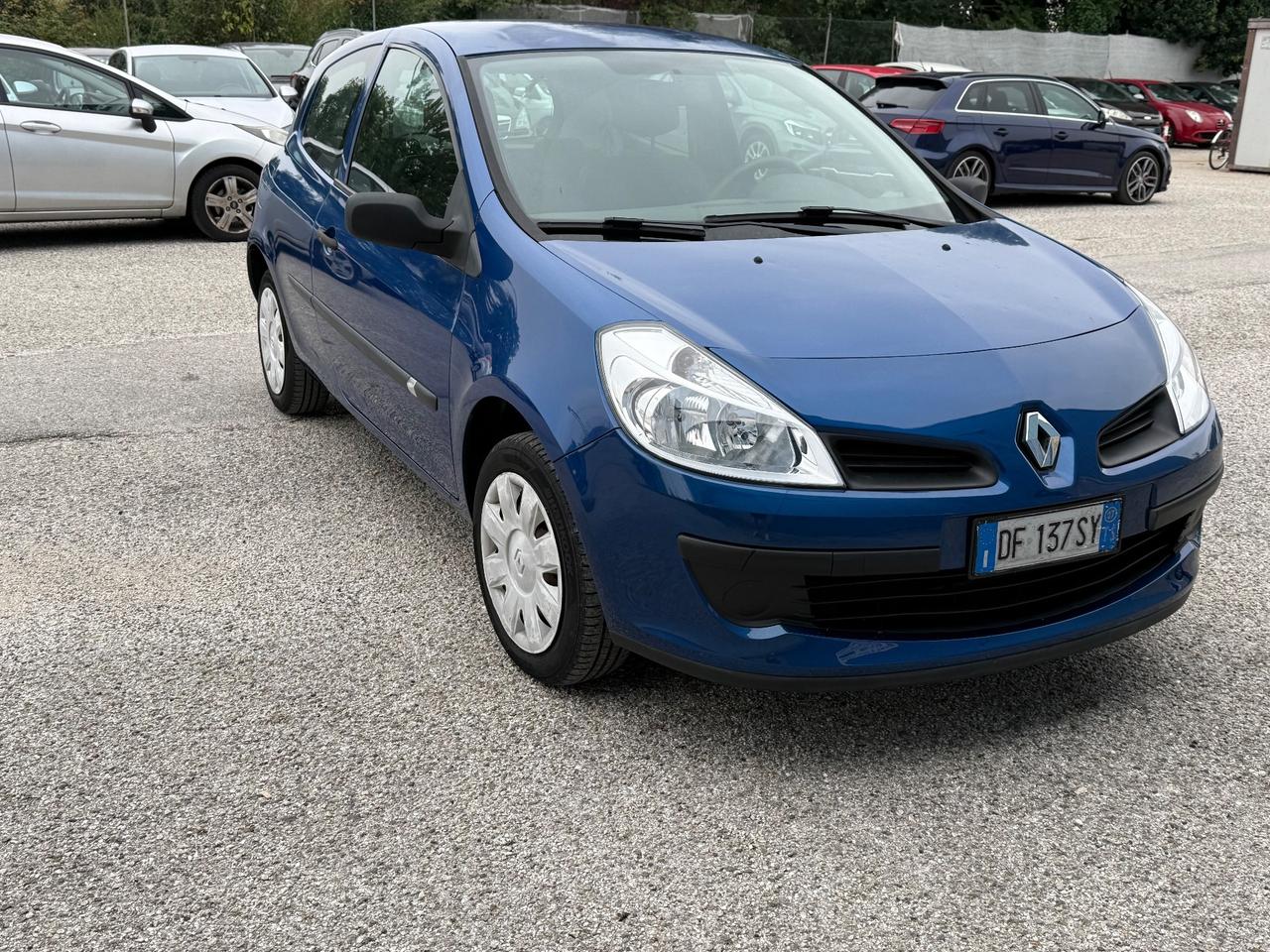 Renault Clio Storia 1.2 3 porte Confort