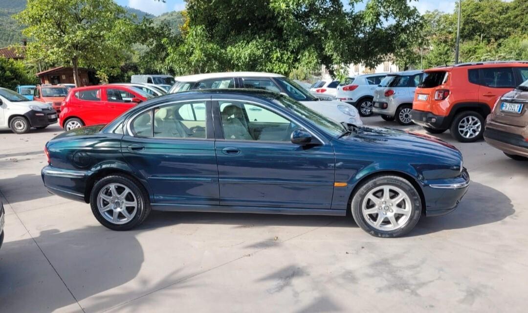 Jaguar X-Type 2 litri V6 24V cat - 80.000 KM