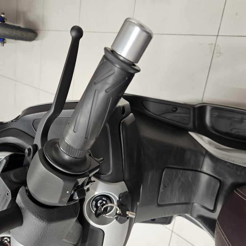 Yamaha X-Max 250 - 2010