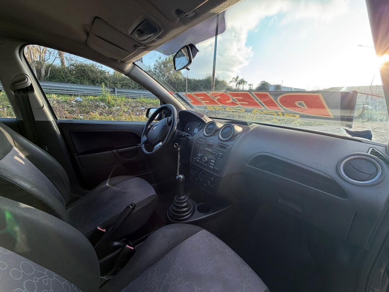 Ford Fiesta 1.4 TDCi 5p. Ghia