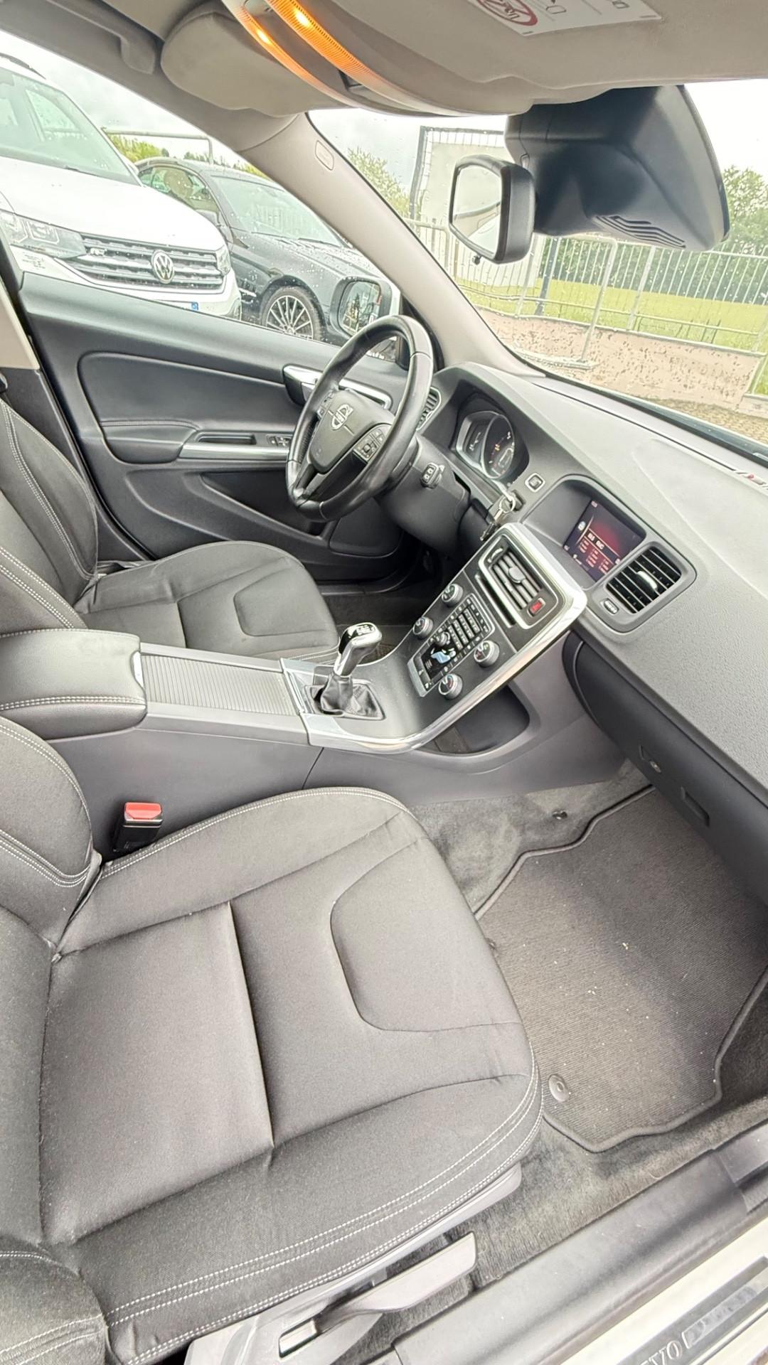 VOLVO V60 2018 EURO 6 IMPECCABILE!
