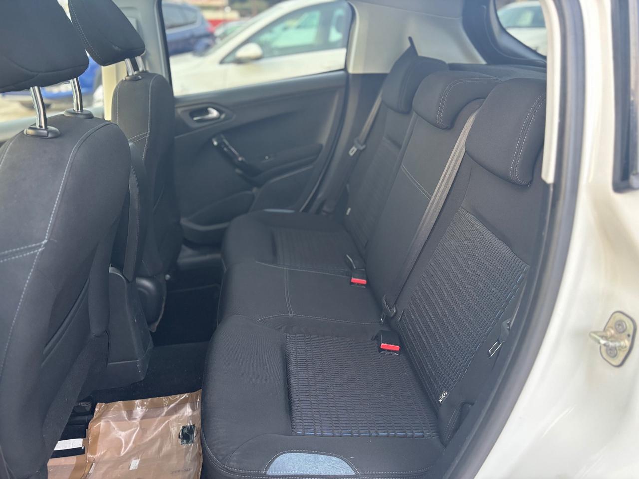 Peugeot 208 1.6 e-HDi