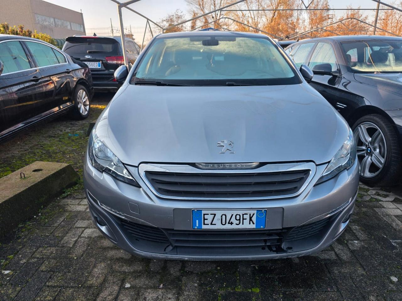 Peugeot 308 BlueHDi 1.6 92cv garantita 12 mesi