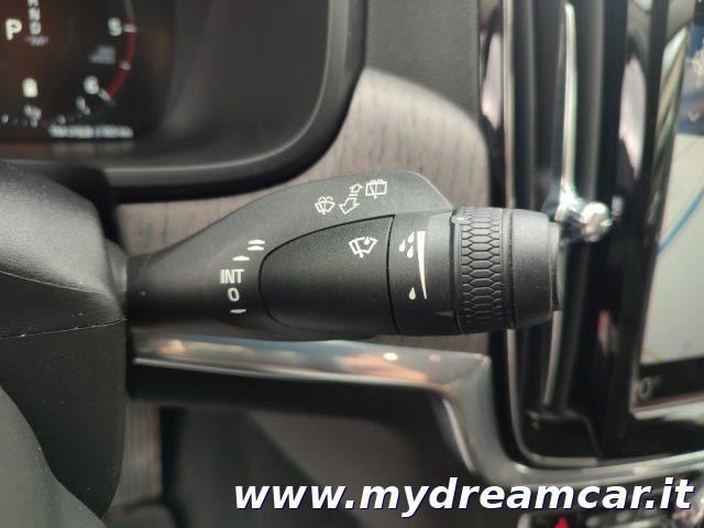 VOLVO V90 Cross Country B4 (d) AWD Geartronic Business Pro