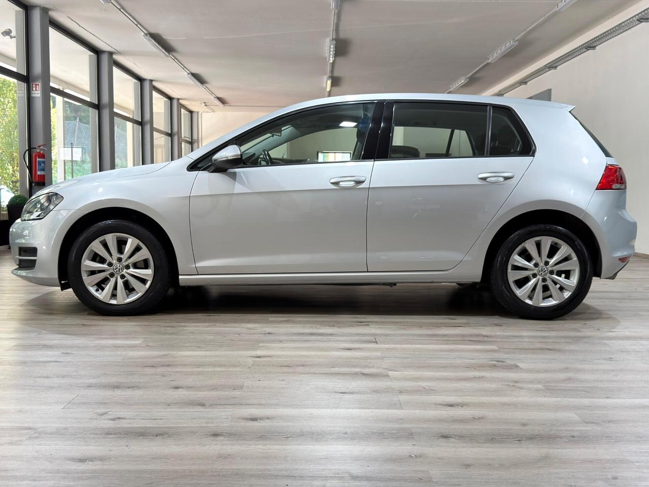 VOLKSWAGEN GOLF 1.6 TDI 110CV 5P COMFORTLINE