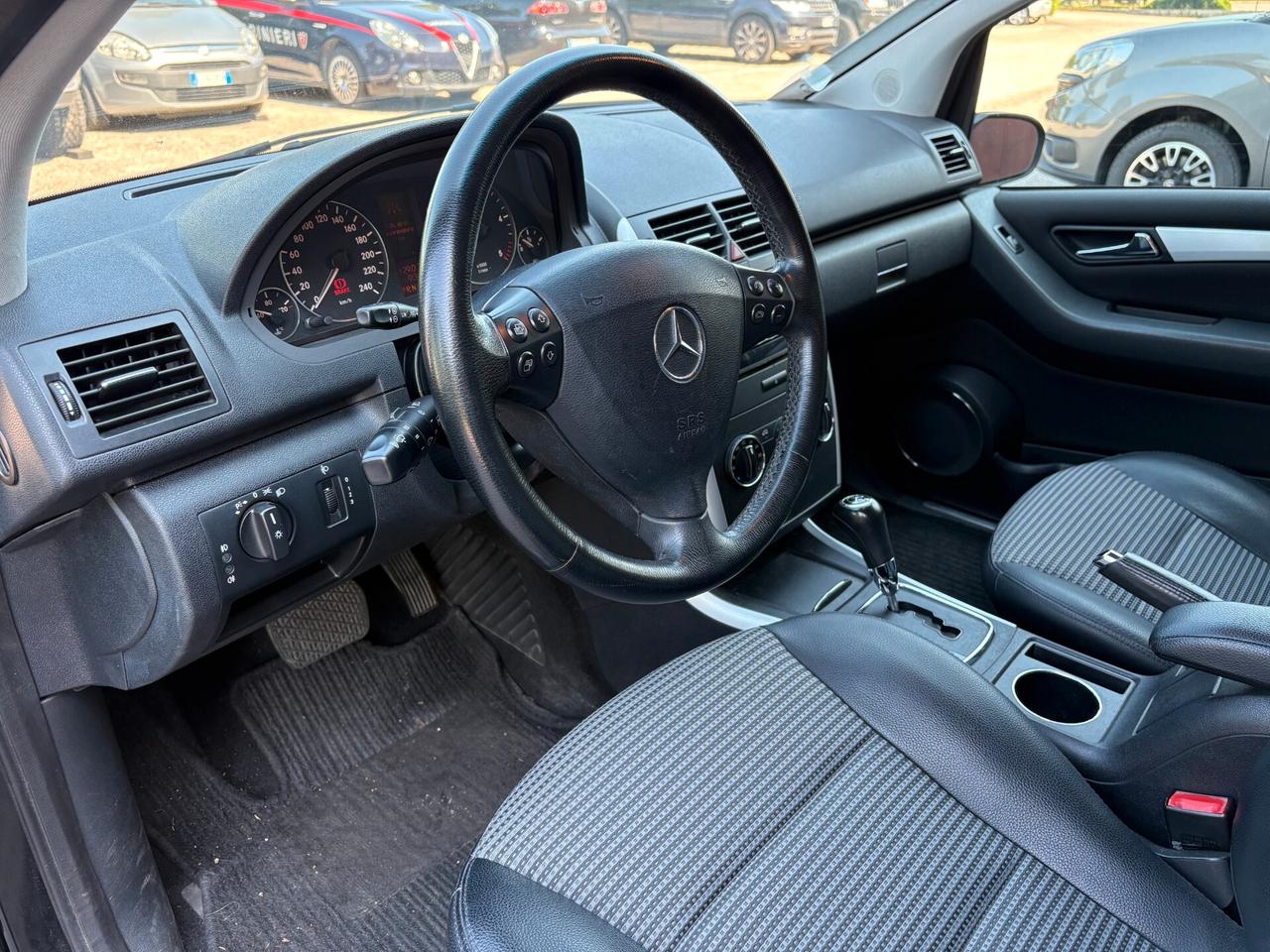 Mercedes-benz A 200 CDI Avantgarde Cambio Automatico