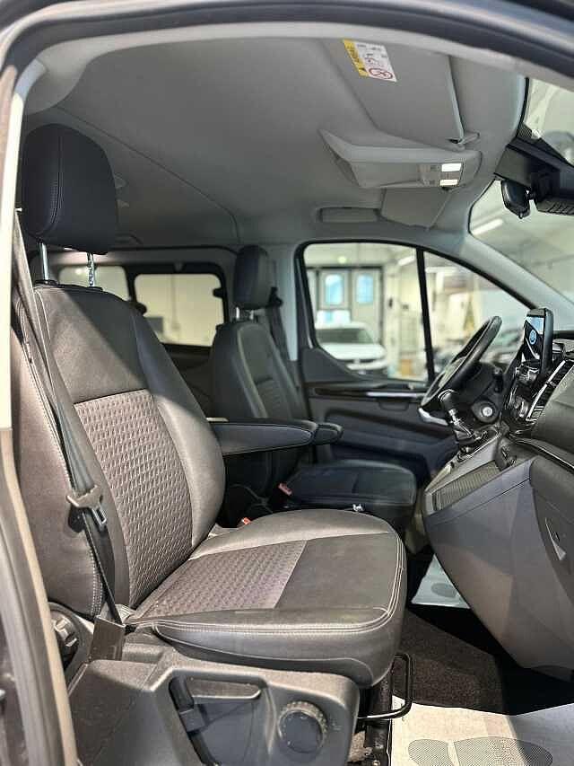 Ford Tourneo Custom 320 2.0 EcoBlue 150CV MHEV PC Sport